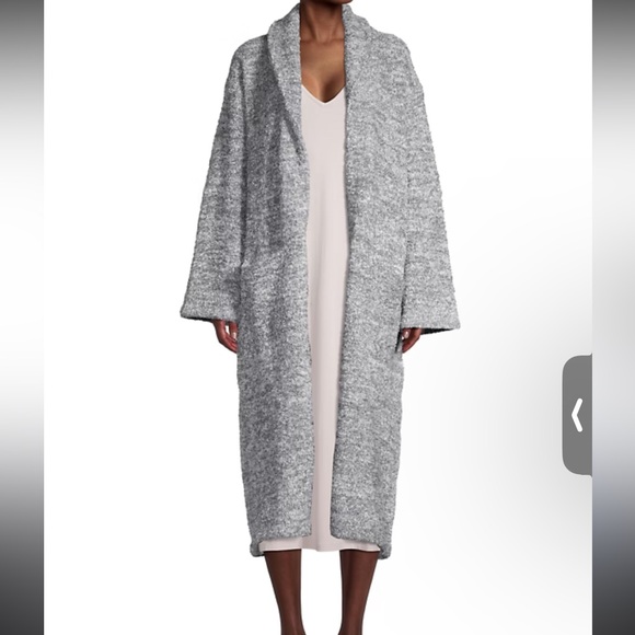 Barefoot dreams CozyChic® Adult Robe - Picture 1 of 4